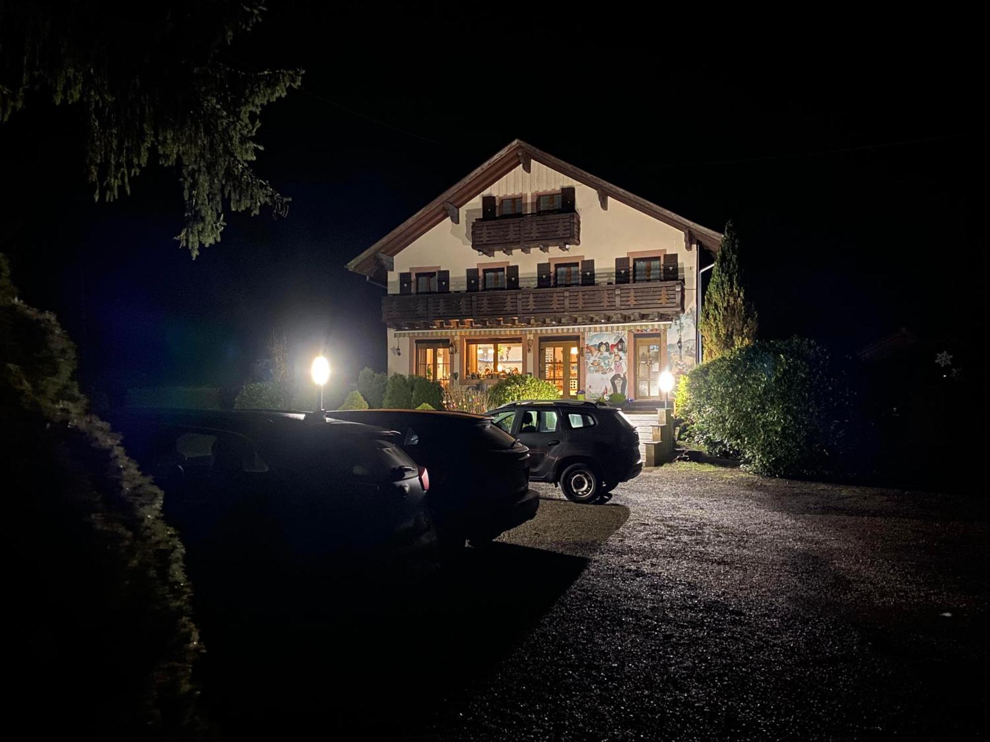 Chambres D'Hotes Des Cascades St-Nicolas Kruth Zewnętrze zdjęcie